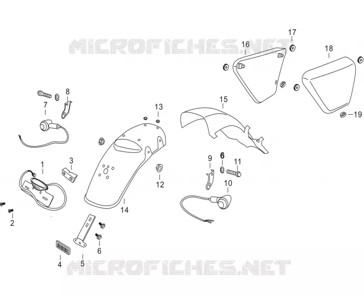 GARDE BOUE ARRIERE / CACHES LATERAUX / CLIGNOTANTS Mash MOTO 125 2022 BLACK SEVEN 125 EURO 5  BLACK SEVEN 125 EURO 5